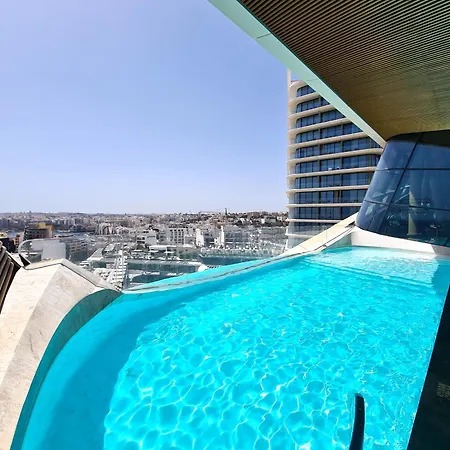Enchanting One-bedroom On 25th Floor San Julián