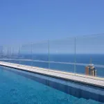 Enchanting One-bedroom On 25th Floor דירה