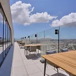 Appartement Enchanting One-bedroom On 25th Floor *