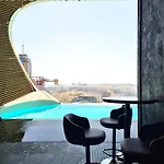 Enchanting One-bedroom On 25th Floor San Ġiljan