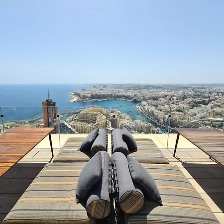 아파트 Enchanting One-bedroom On 25th Floor Saint Julian's