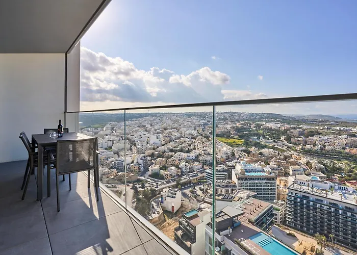 Enchanting One-bedroom On 25th Floor Lejlighed