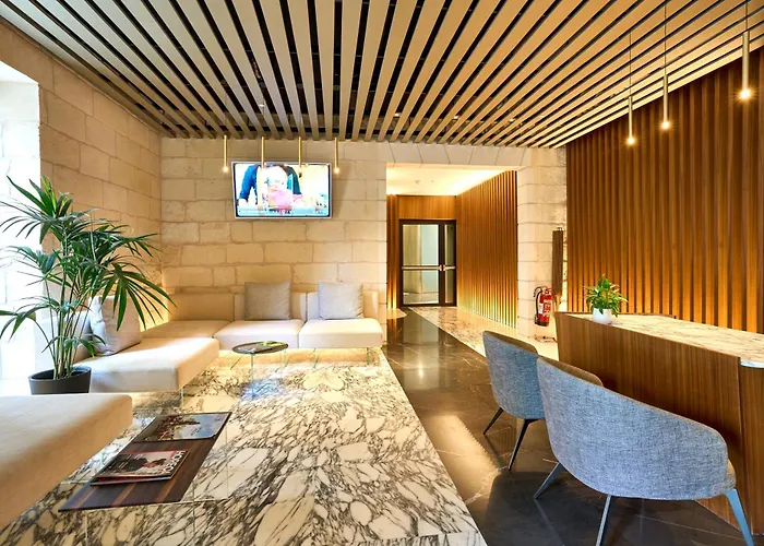 Enchanting One-bedroom On 25th Floor Saint Julian's