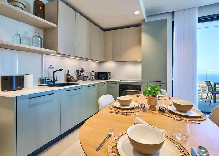 Enchanting One-bedroom On 25th Floor * Saint Julian's