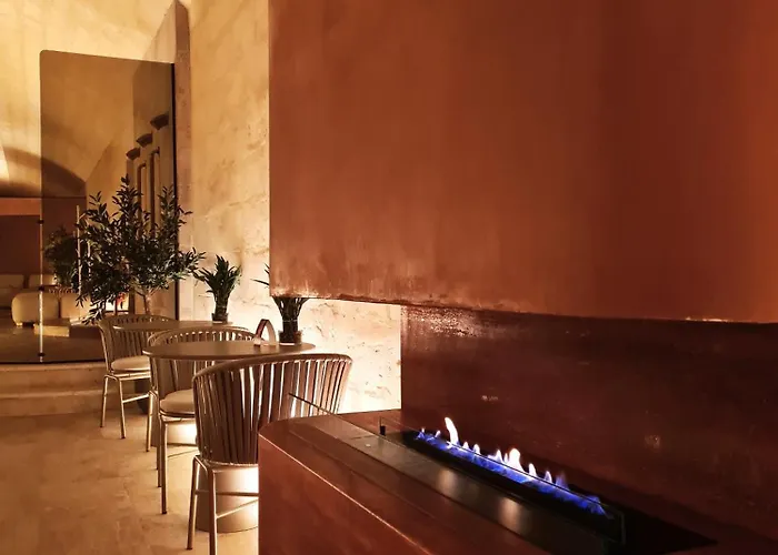 Enchanting One-bedroom On 25th Floor *