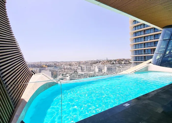 Enchanting One-bedroom On 25th Floor Lejlighed