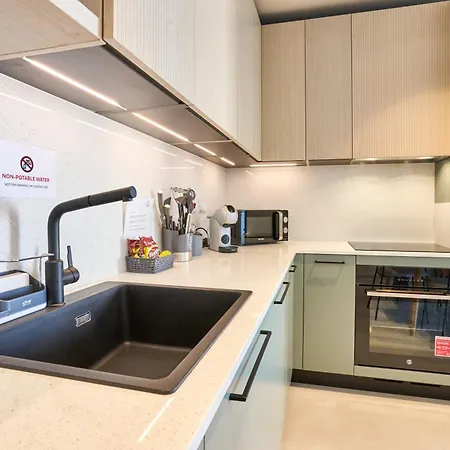 Enchanting One-bedroom On 25th Floor Apartman San Ġiljan